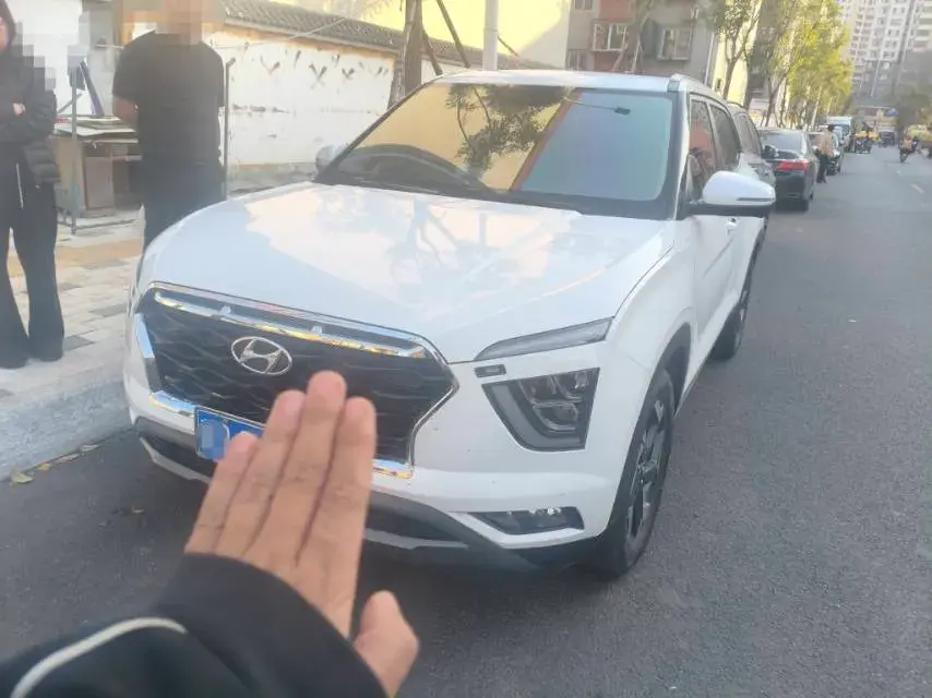 2020 HYUNDAI IX25 view 1