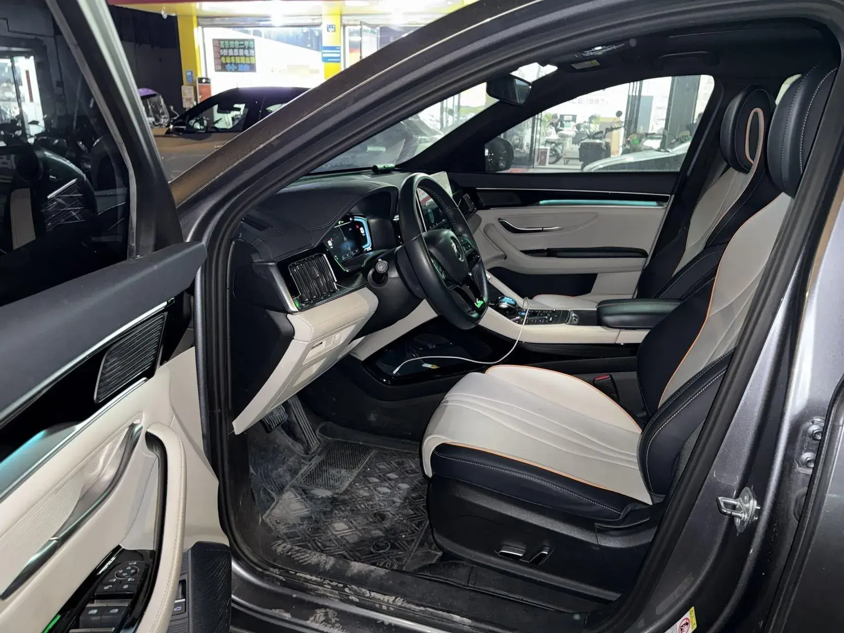 2021 BYD SONG thumbnail 4