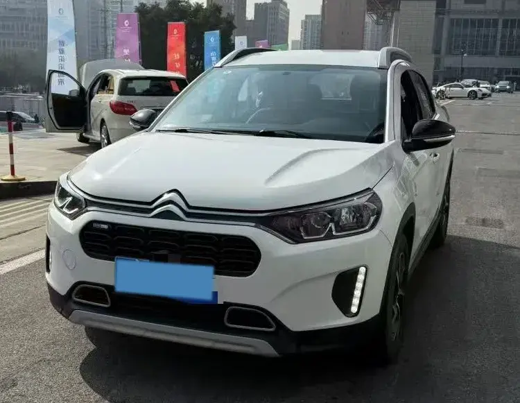 2019 CITROEN C3-XR view 1