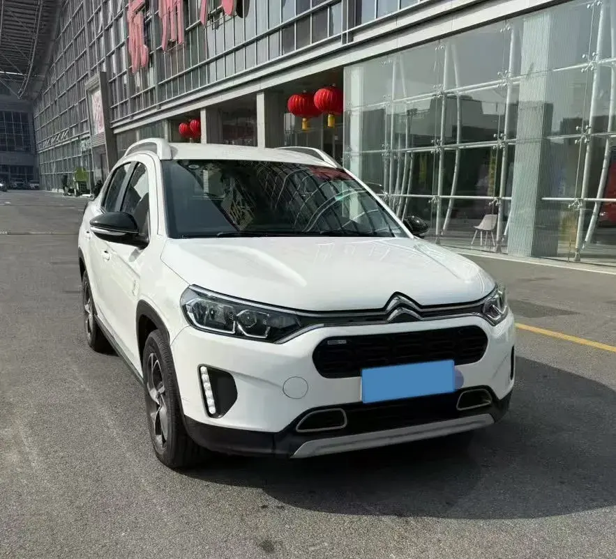 2019 CITROEN C3-XR thumbnail 2