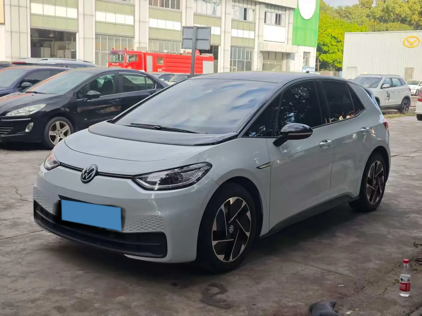 2023 VOLKSWAGEN ID.3 view 1