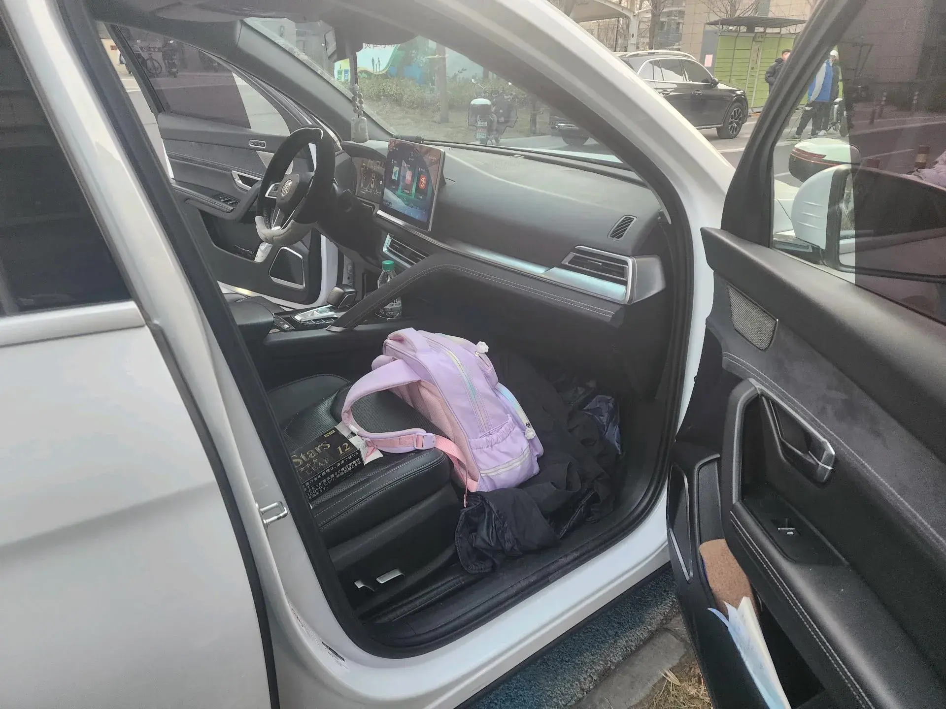 2019 BYD SONG thumbnail 4