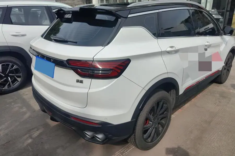 2023 GEELY COOLRAY thumbnail 2