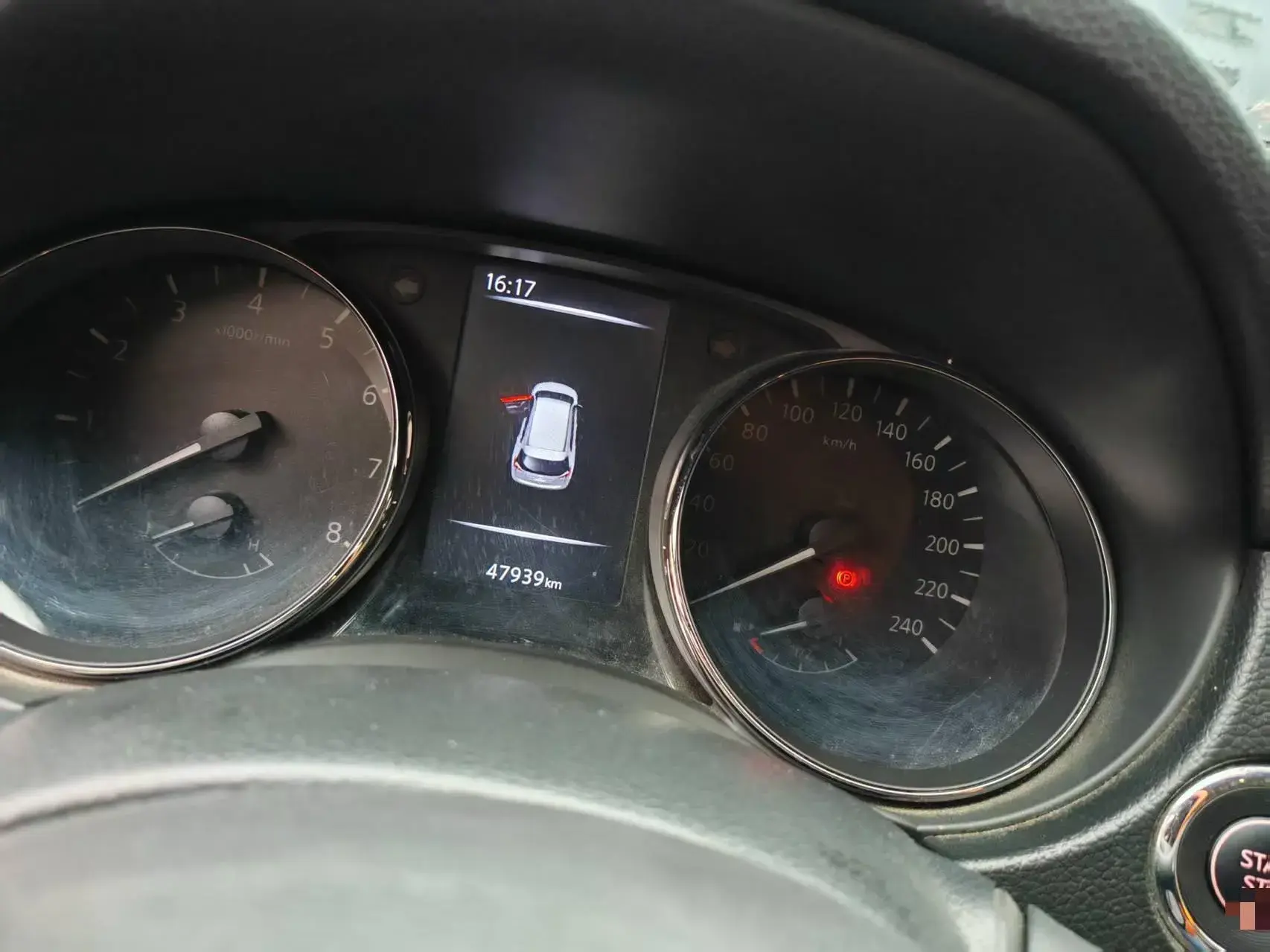 2021 NISSAN X-TRAIL thumbnail 4