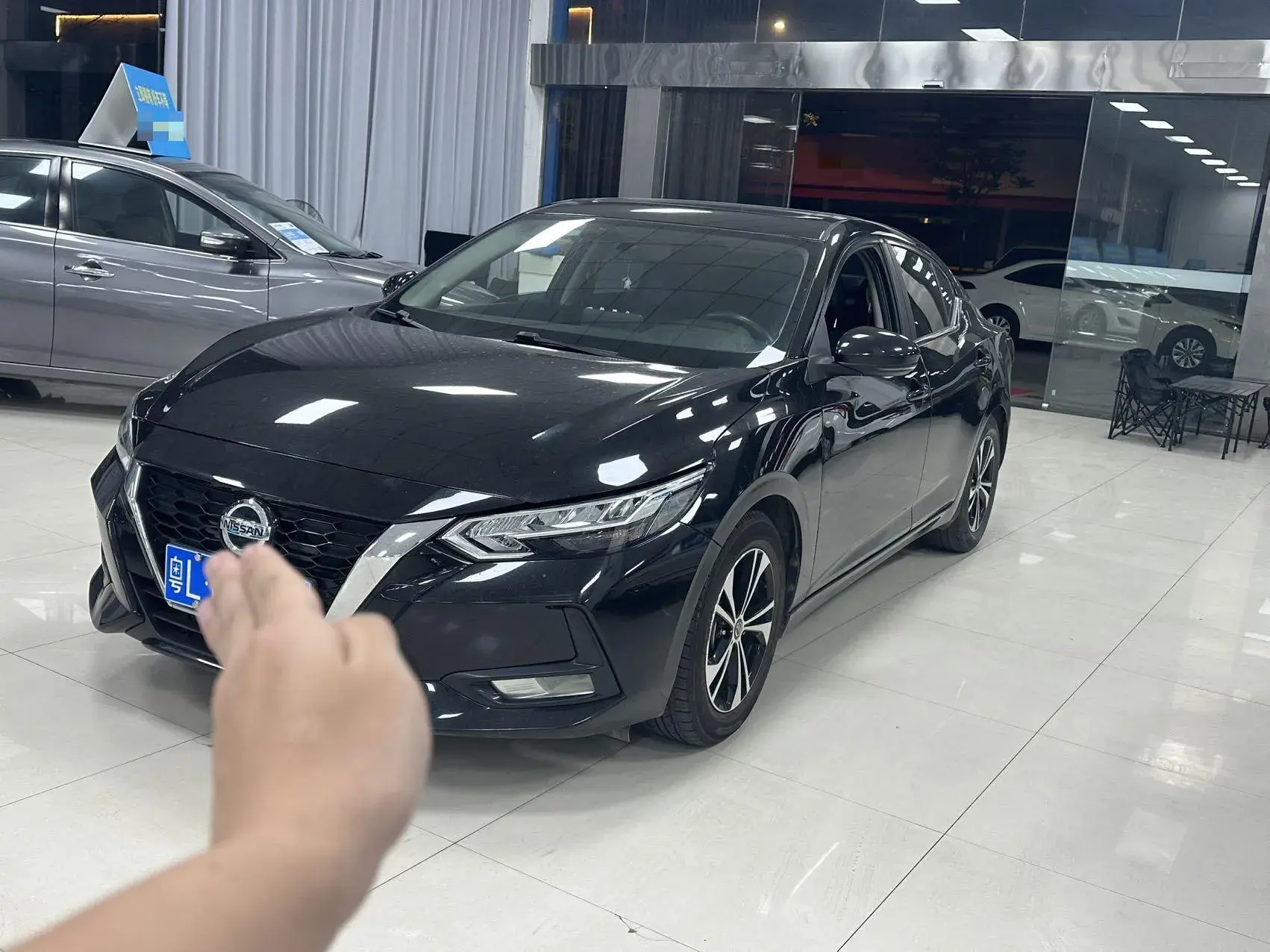 2020 NISSAN SYLPHY view 1