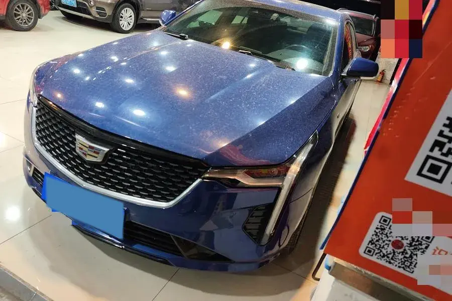 2021 CADILLAC CT4 view 1