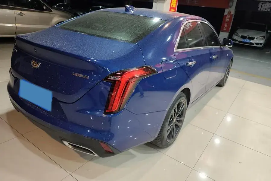 2021 CADILLAC CT4 thumbnail 2