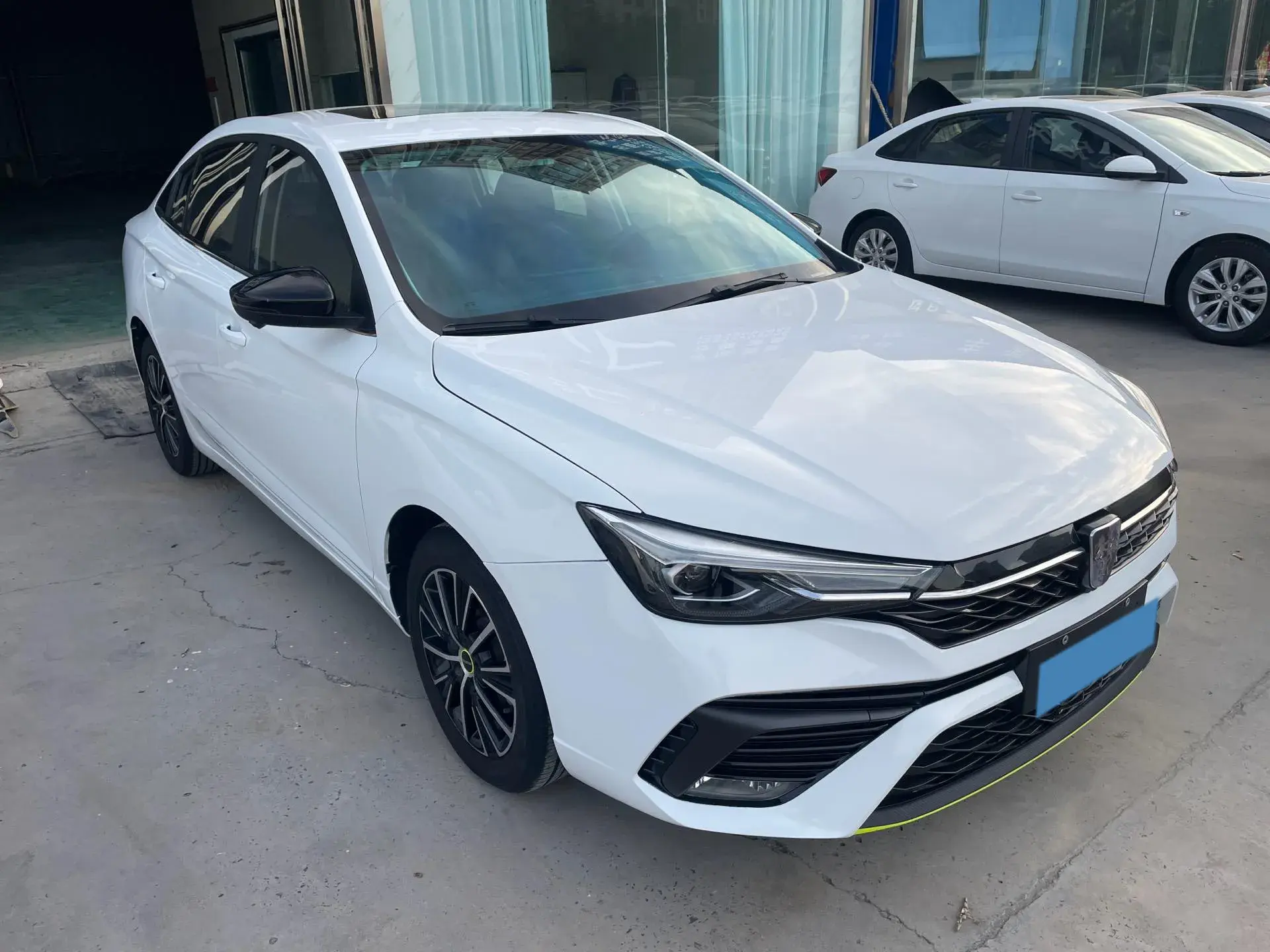 2021 ROEWE I5 thumbnail 2