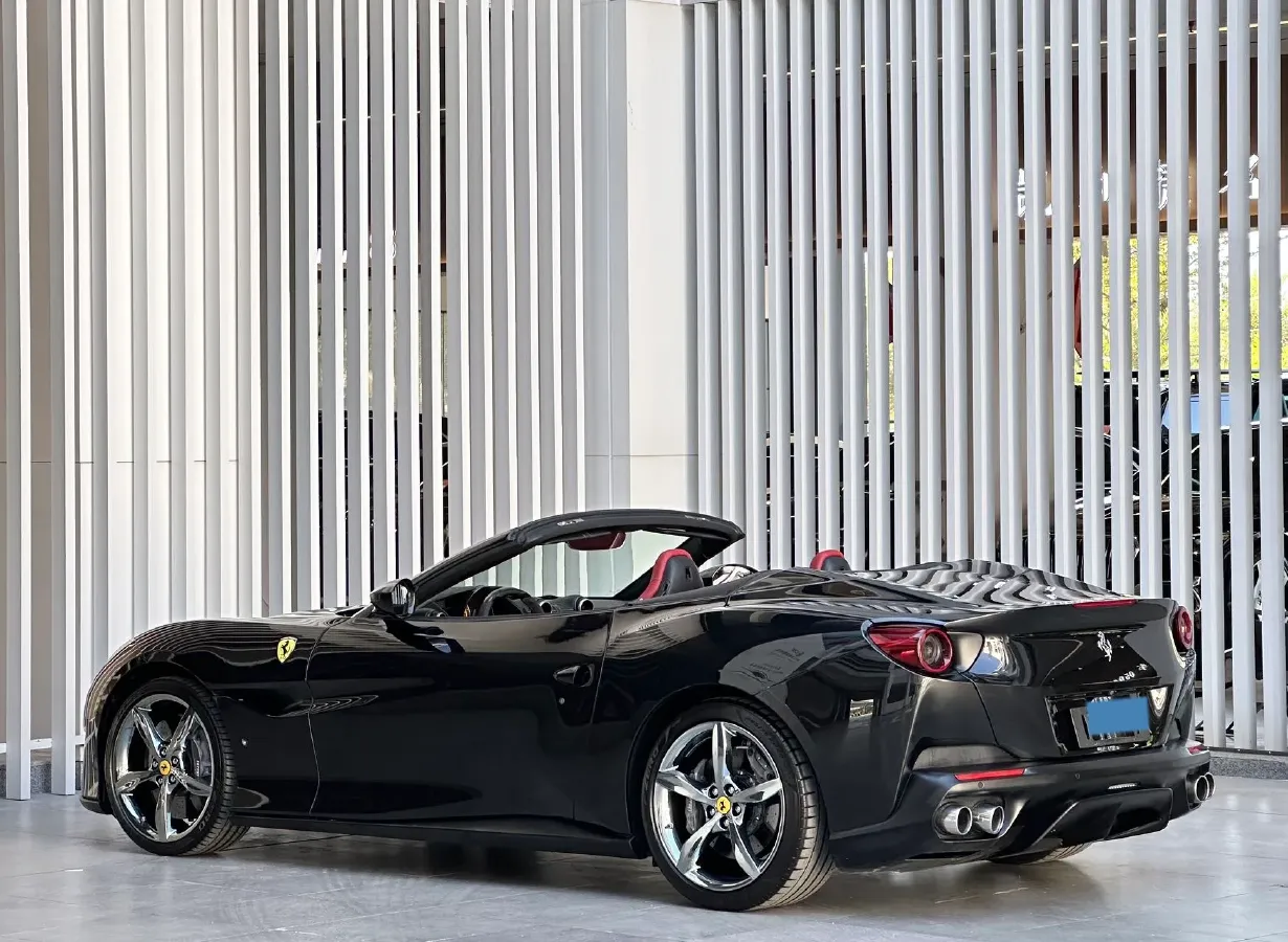 2018 Ferrari Portofino 3.9T 600HP V8 7DCT,autocango,china used car exporter,china ev exporter,chinese used car exporter,chinese used ev exporter