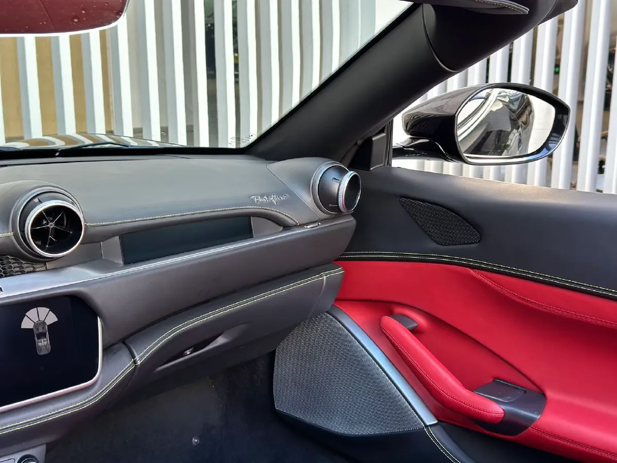 2018 Ferrari Portofino 3.9T 600HP V8 7DCT,autocango,china used car exporter,china ev exporter,chinese used car exporter,chinese used ev exporter