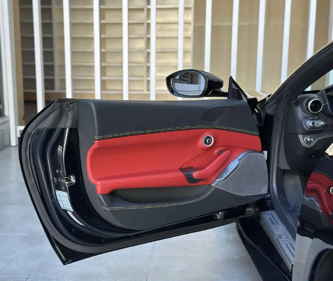 2018 Ferrari Portofino 3.9T 600HP V8 7DCT,autocango,china used car exporter,china ev exporter,chinese used car exporter,chinese used ev exporter