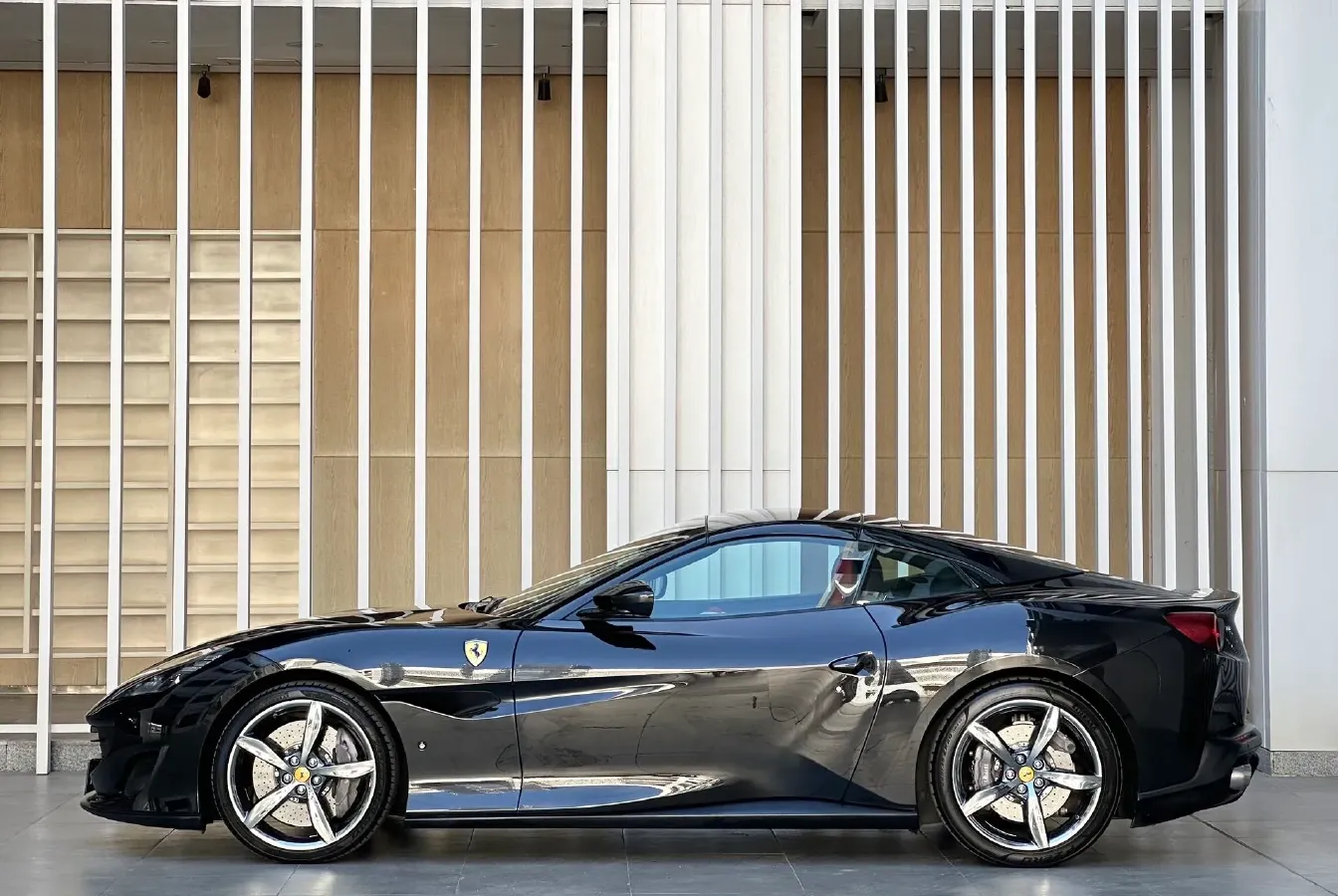 2018 Ferrari Portofino 3.9T 600HP V8 7DCT,autocango,china used car exporter,china ev exporter,chinese used car exporter,chinese used ev exporter