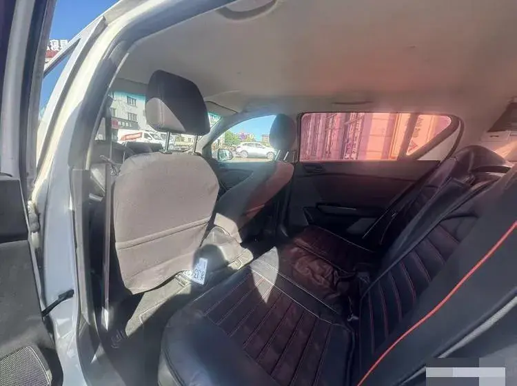 2016 BAOJUN 310 thumbnail 4