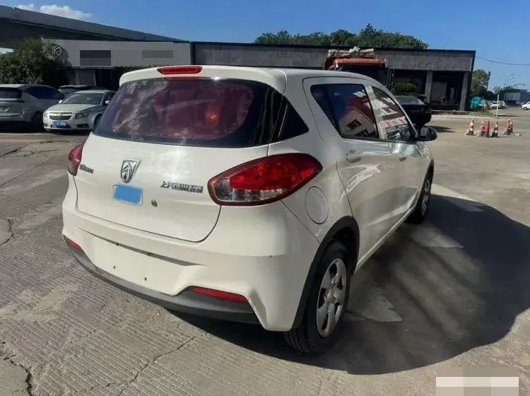 2016 BAOJUN 310 thumbnail 2