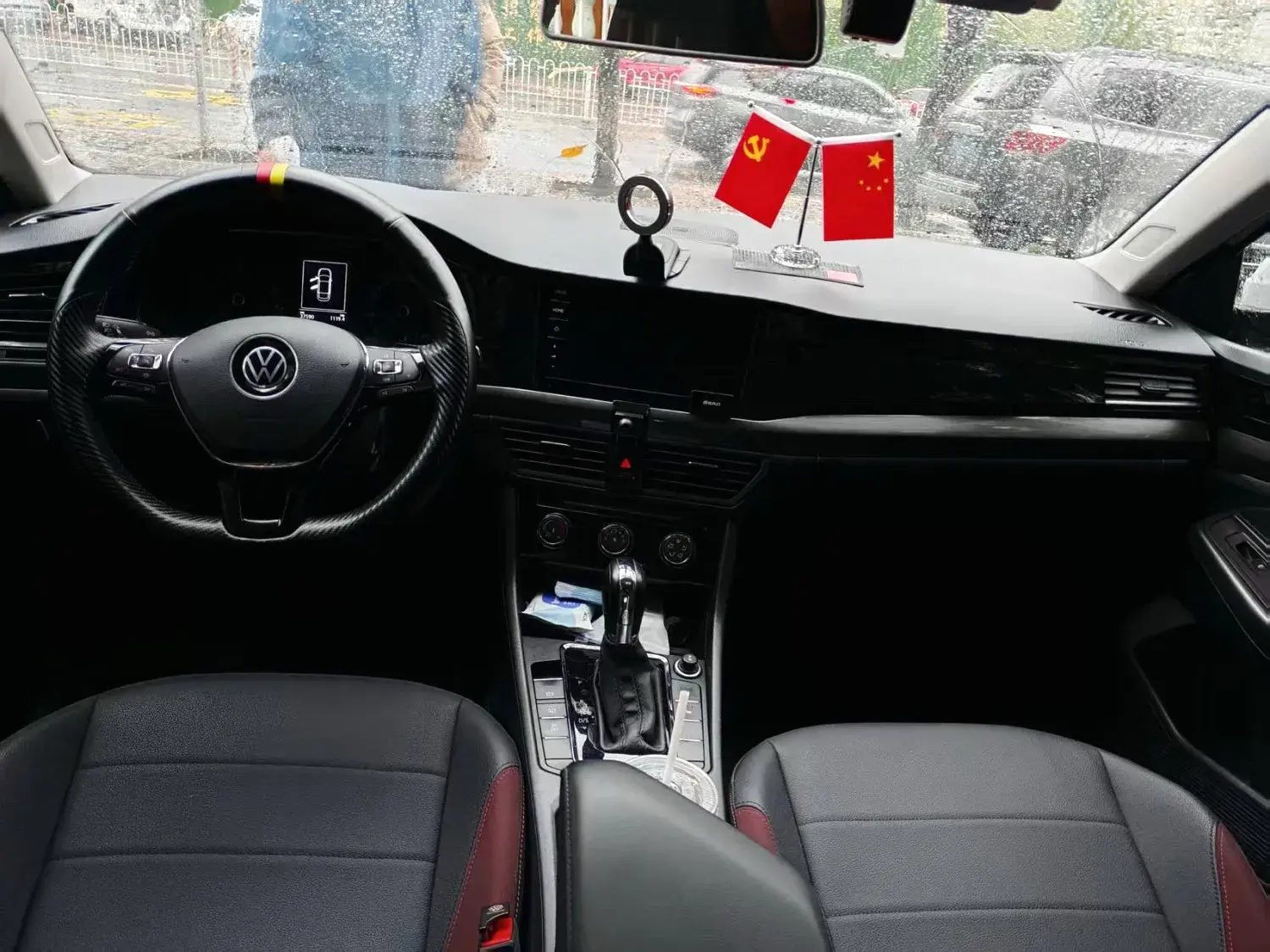 2021 VOLKSWAGEN BORA thumbnail 4