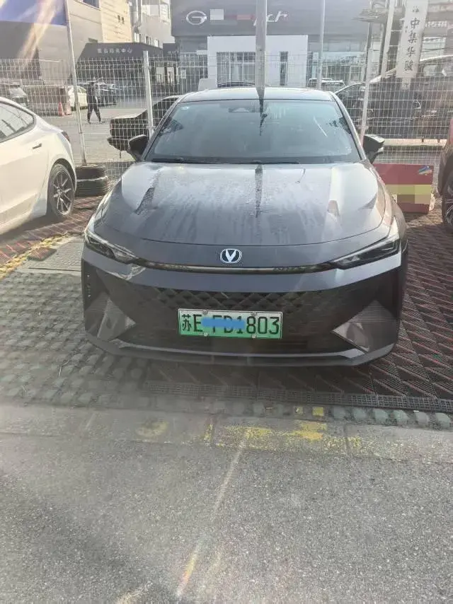 2024 CHANGAN UNI-V thumbnail 3