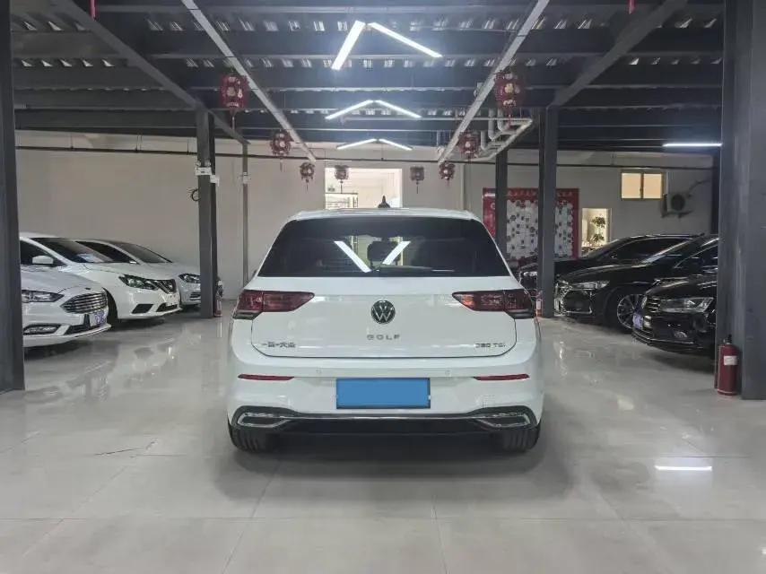 2021 VOLKSWAGEN GOLF thumbnail 4