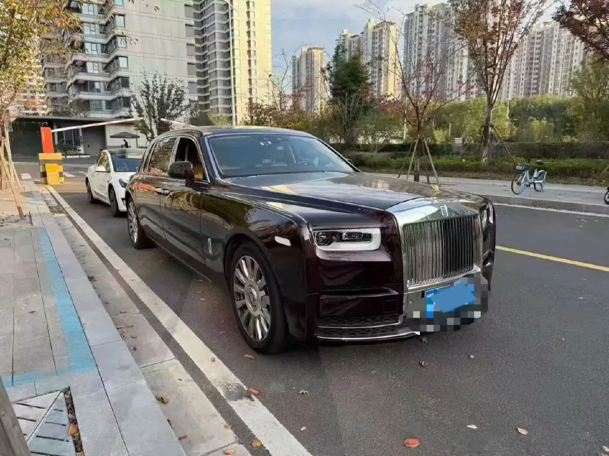 2018 Rolls-Royce Phantom 6.7T 571HP V12 8AT,autocango,china used car exporter,china ev exporter,chinese used car exporter,chinese used ev exporter