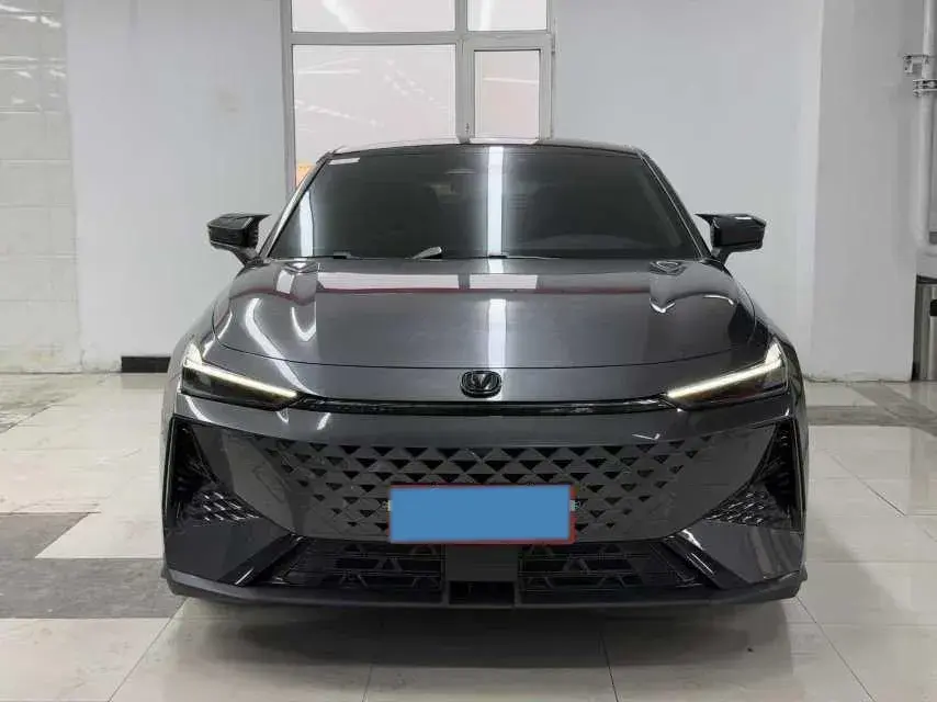 2024 CHANGAN UNI-V thumbnail 2