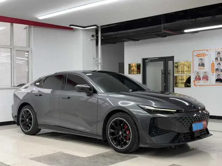 2024 CHANGAN UNI-V thumbnail 3