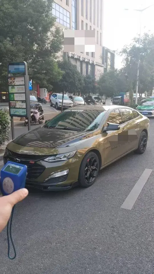 2020 CHEVROLET MALIBU view 1