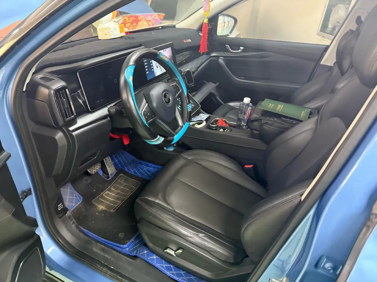 2021 Weltmeister W6 BEV 66.231KWH,autocango,china used car exporter,china ev exporter,chinese used car exporter,chinese used ev exporter