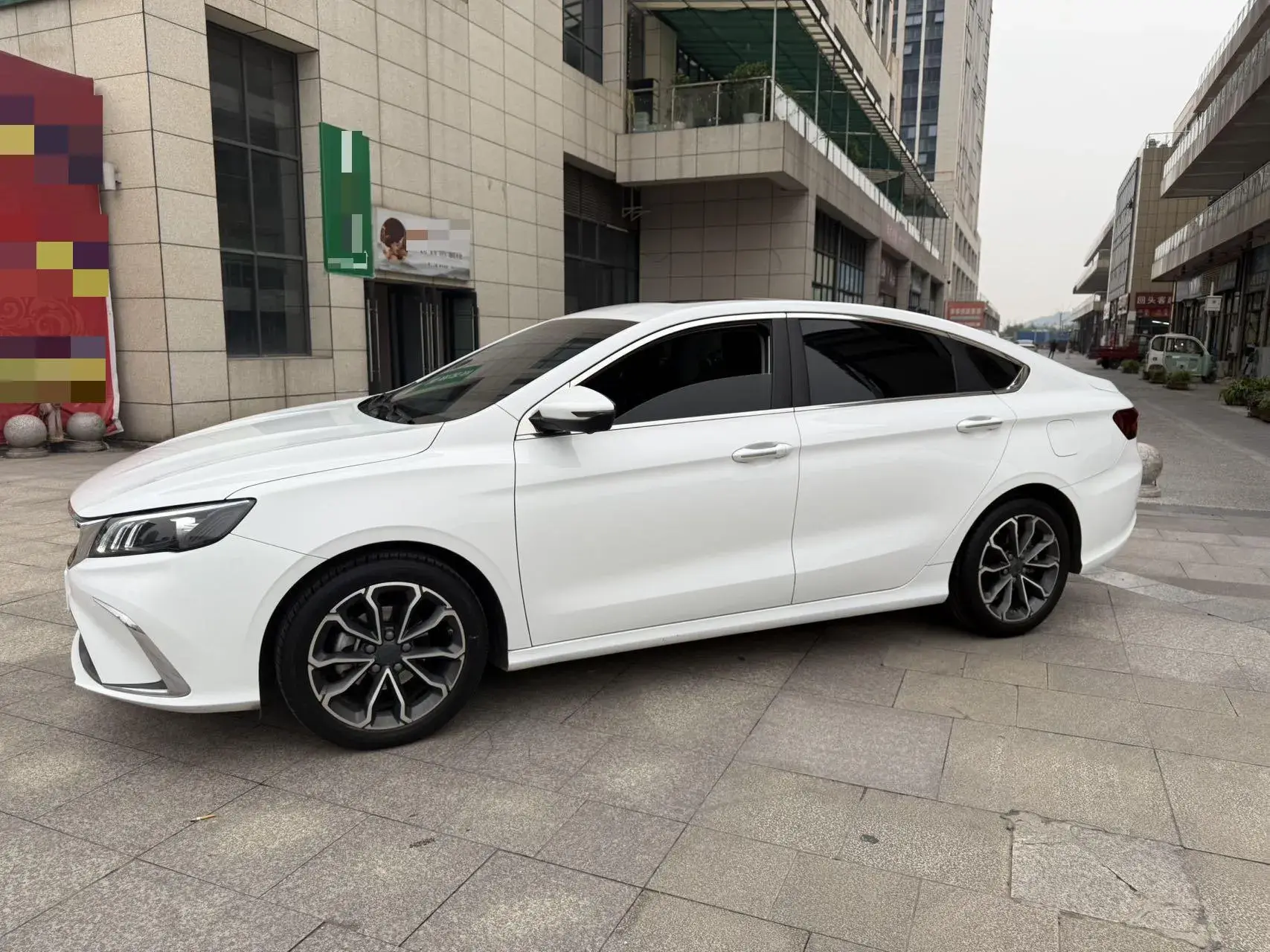 2021 GEELY BINRAY thumbnail 3