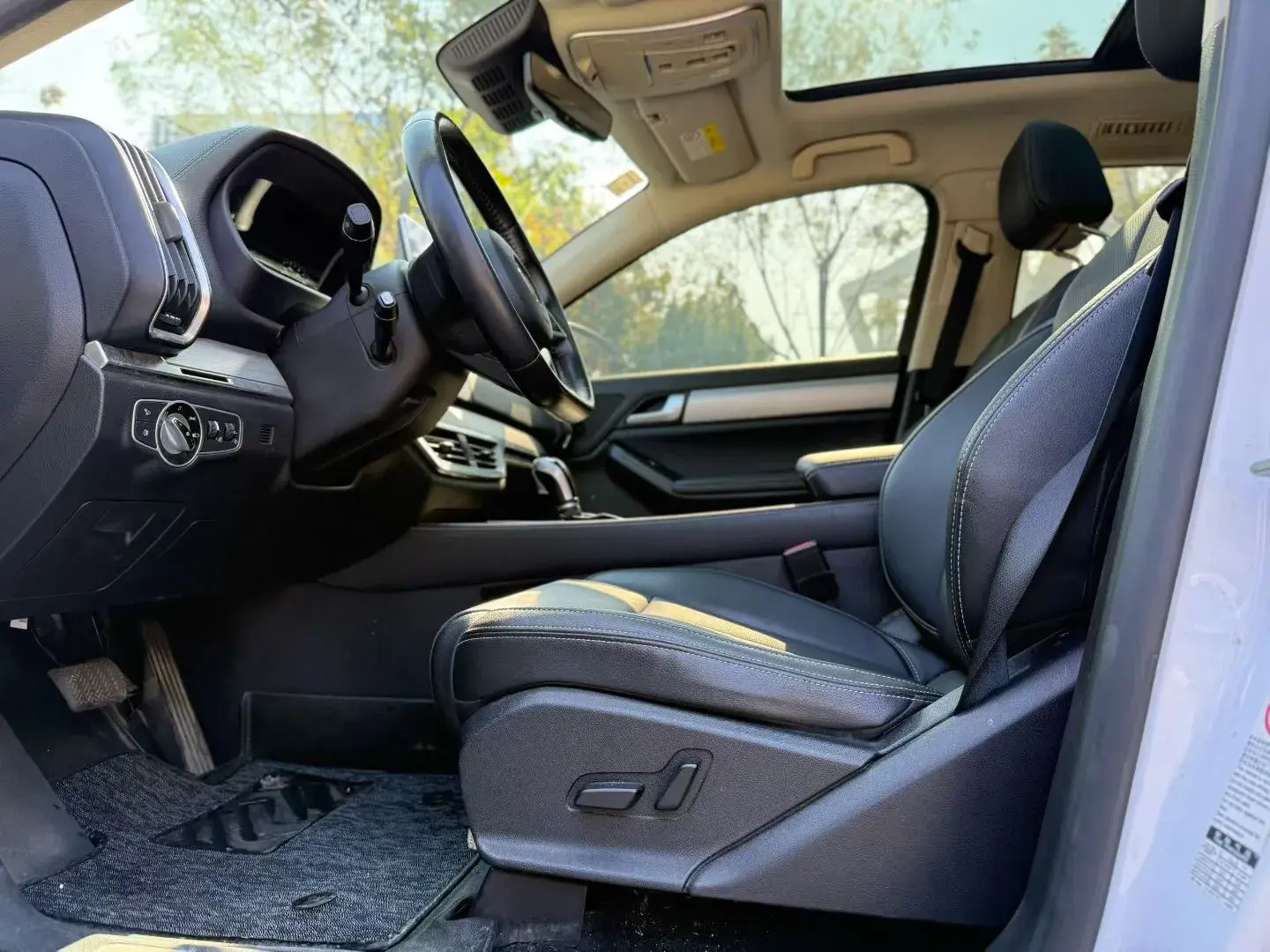 2019 BYD TANG thumbnail 4