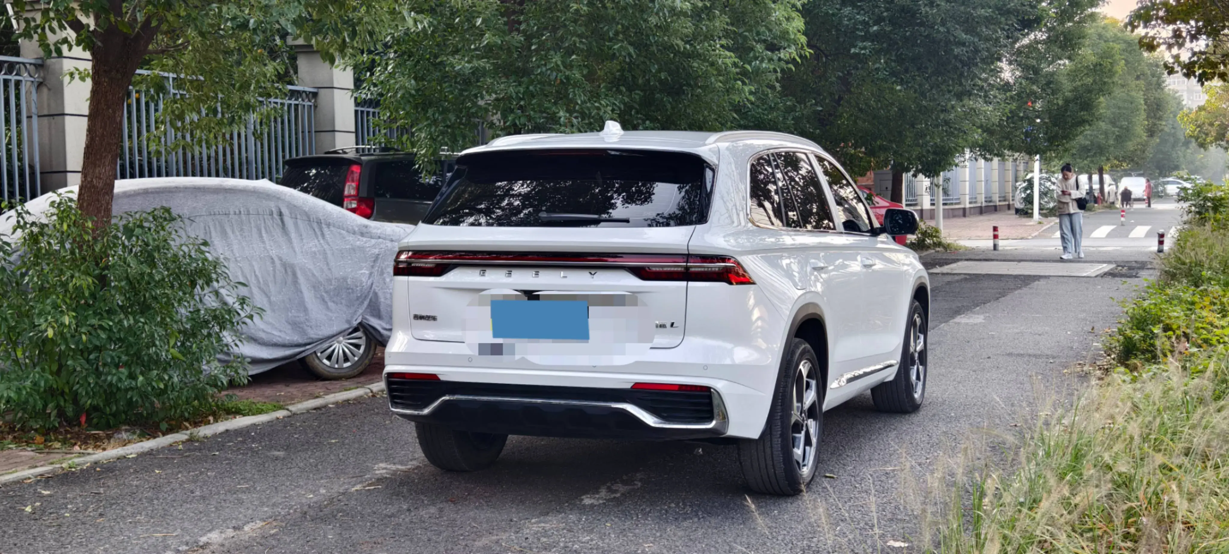 2024 GEELY MONJARO thumbnail 4