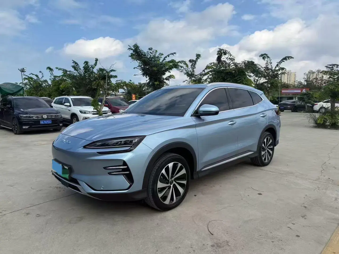 2023 BYD SONG view 1