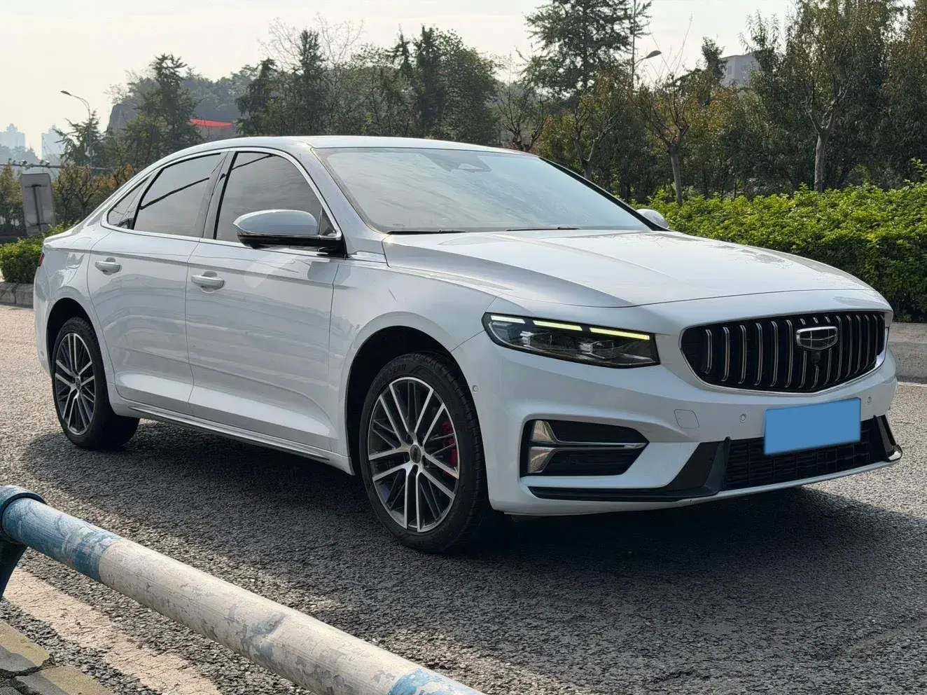 2023 GEELY PREFACE thumbnail 3