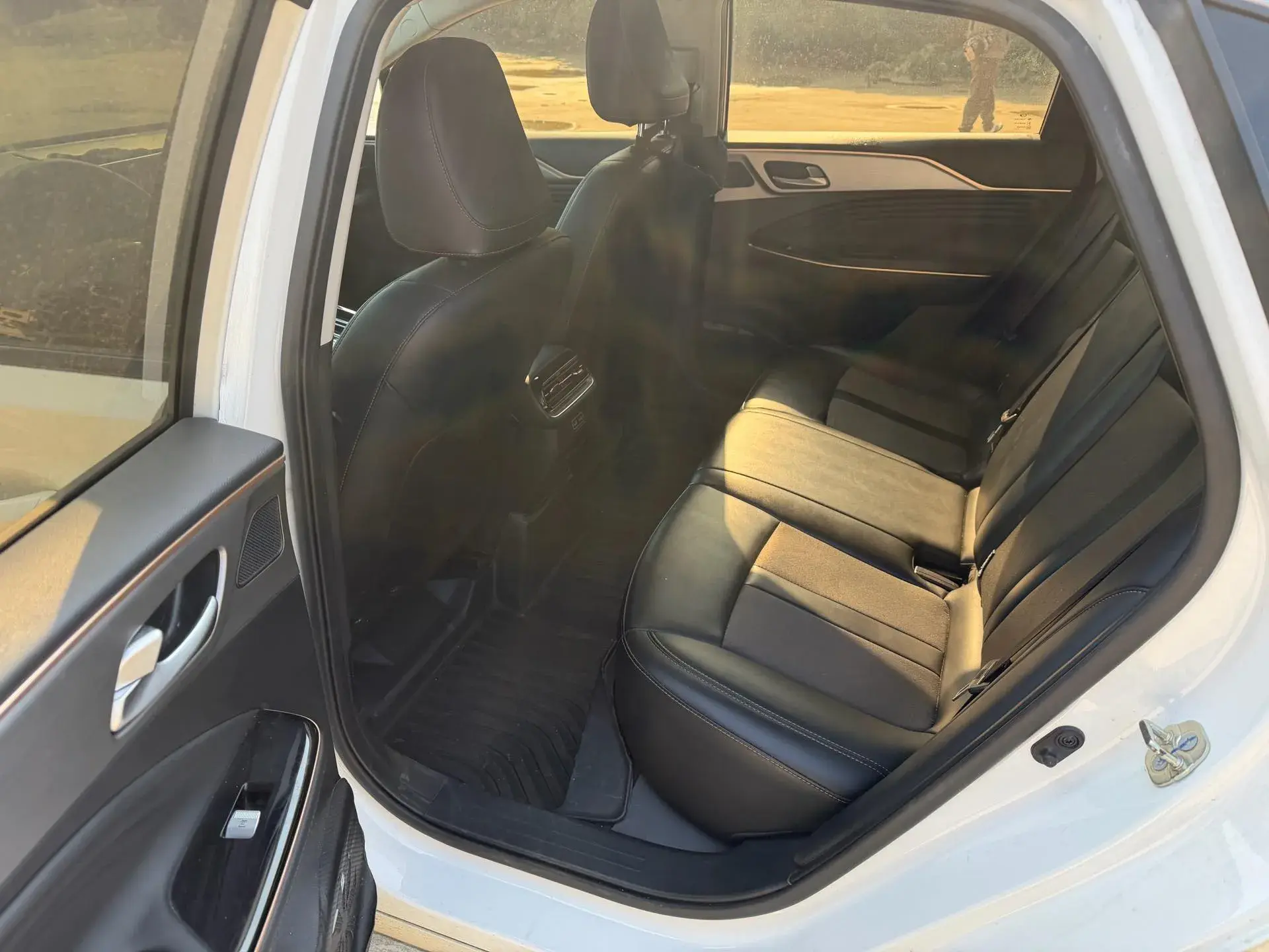 2023 AION S thumbnail 4