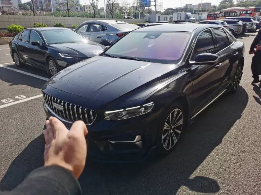 2025 GEELY PREFACE view 1