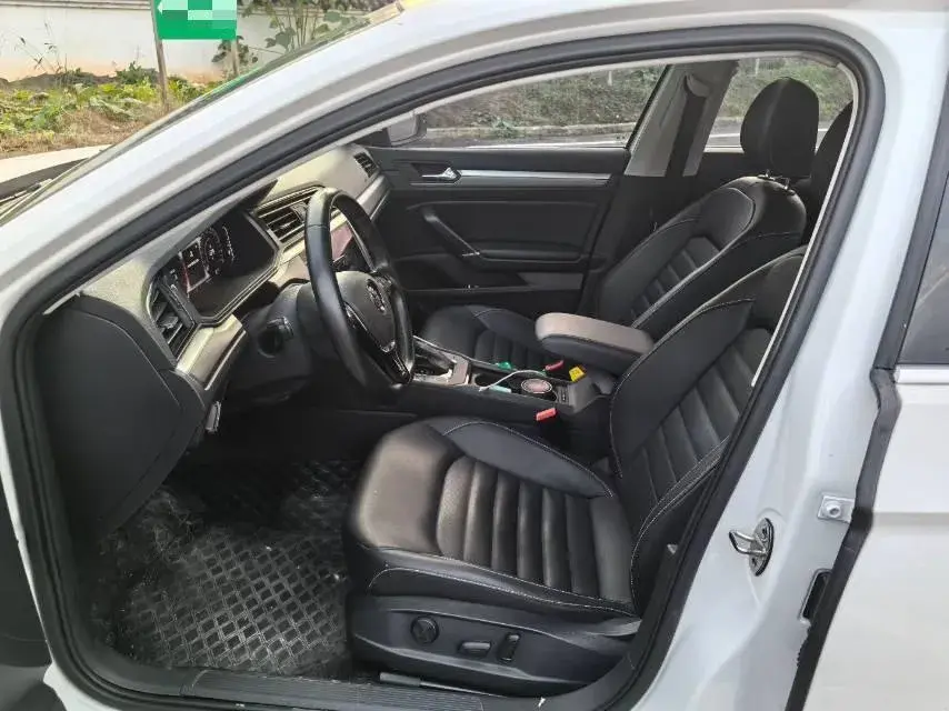 2019 VOLKSWAGEN LAMANDO thumbnail 4