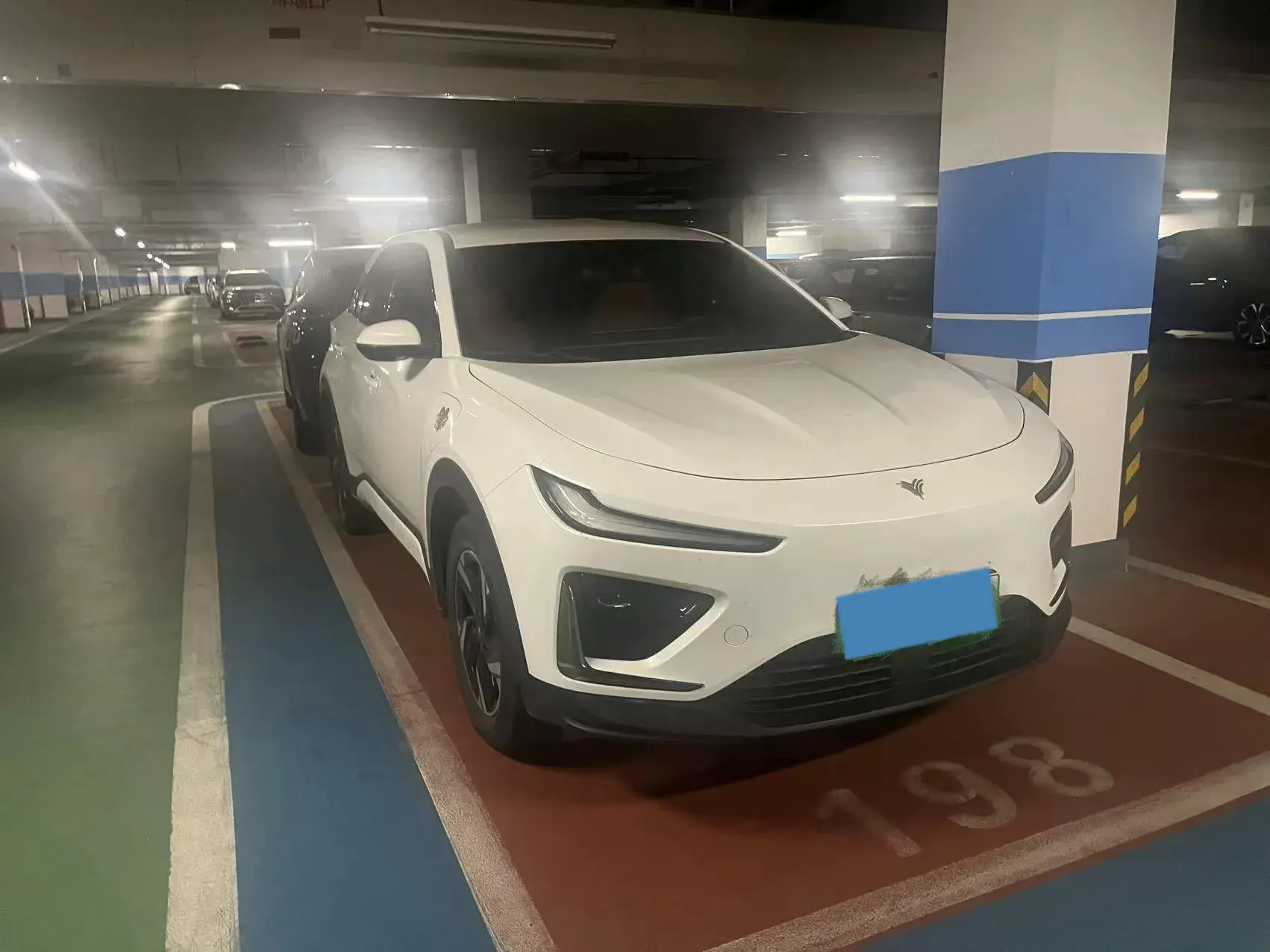 2024 NETA X thumbnail 3