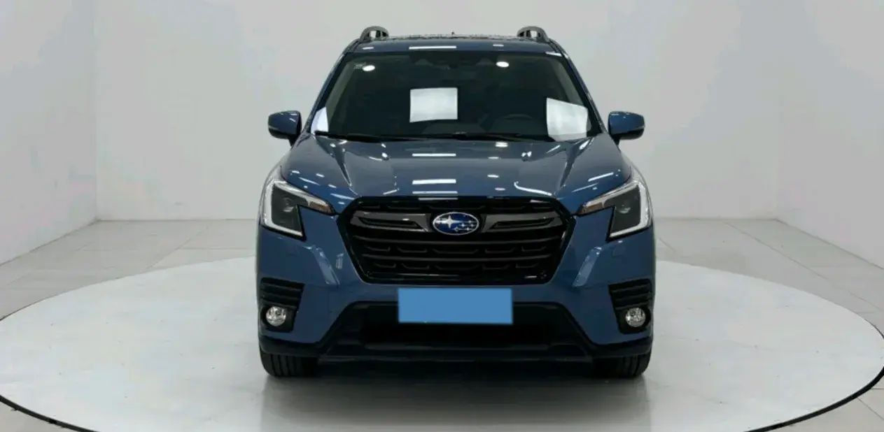 2022 SUBARU FORESTER thumbnail 2