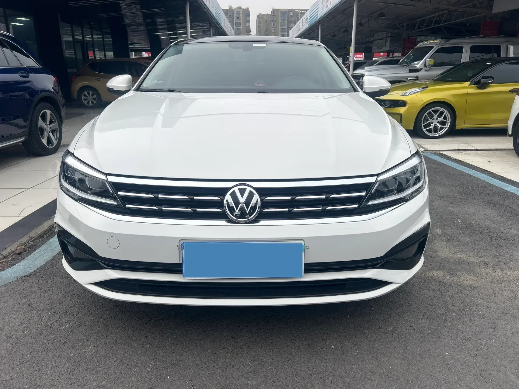 2021 VOLKSWAGEN LAMANDO thumbnail 2