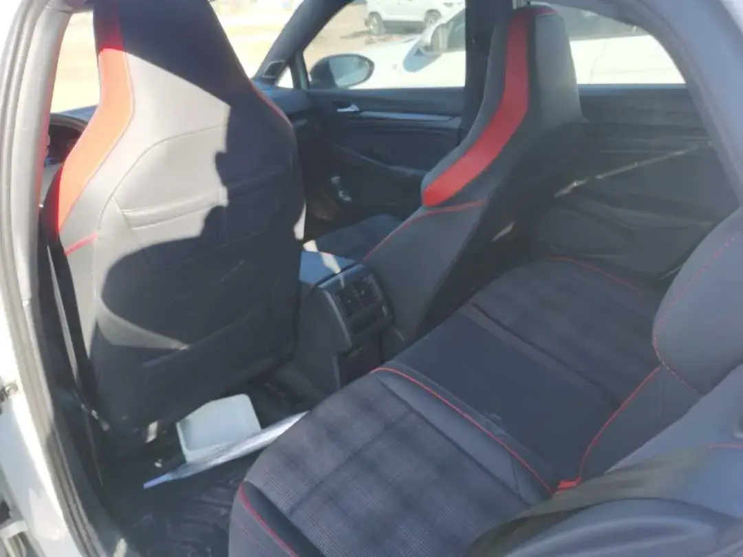 2021 VOLKSWAGEN GOLFGTI thumbnail 4