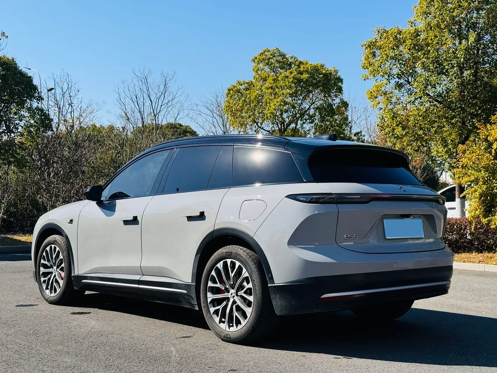 2023 NIO ES6 thumbnail 4