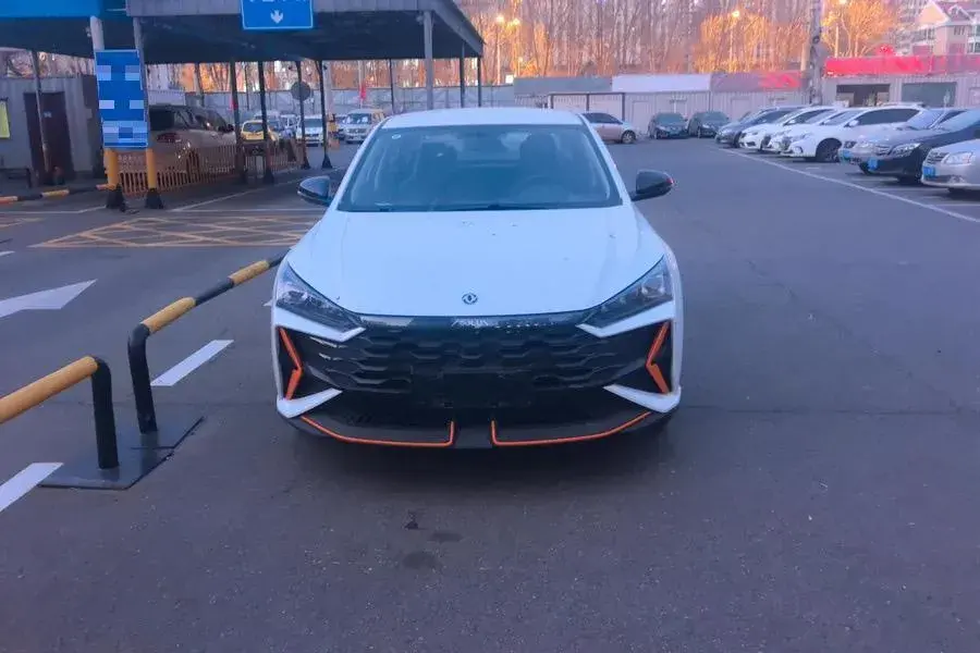 2024 DONGFENG AEOLUS thumbnail 3