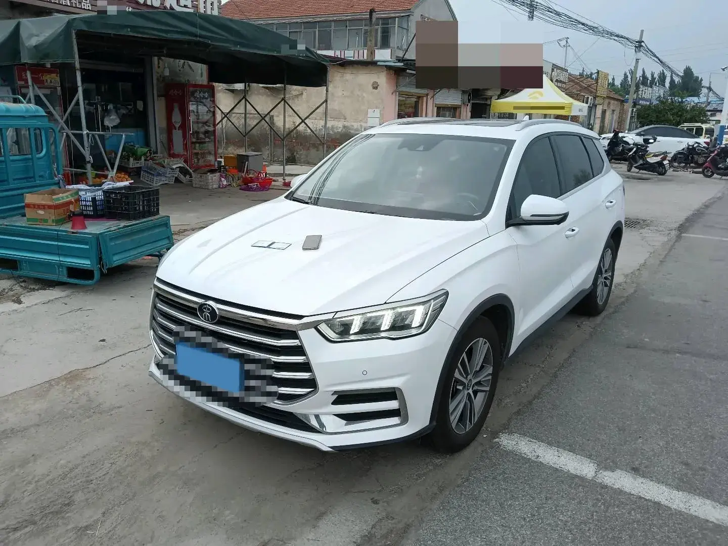 2020 BYD SONG view 1