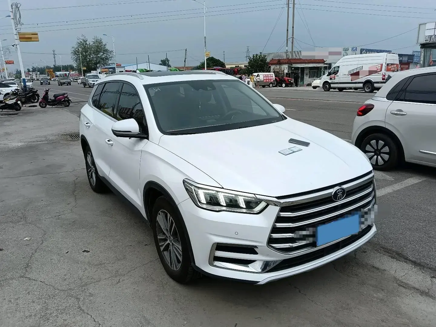 2020 BYD SONG thumbnail 2