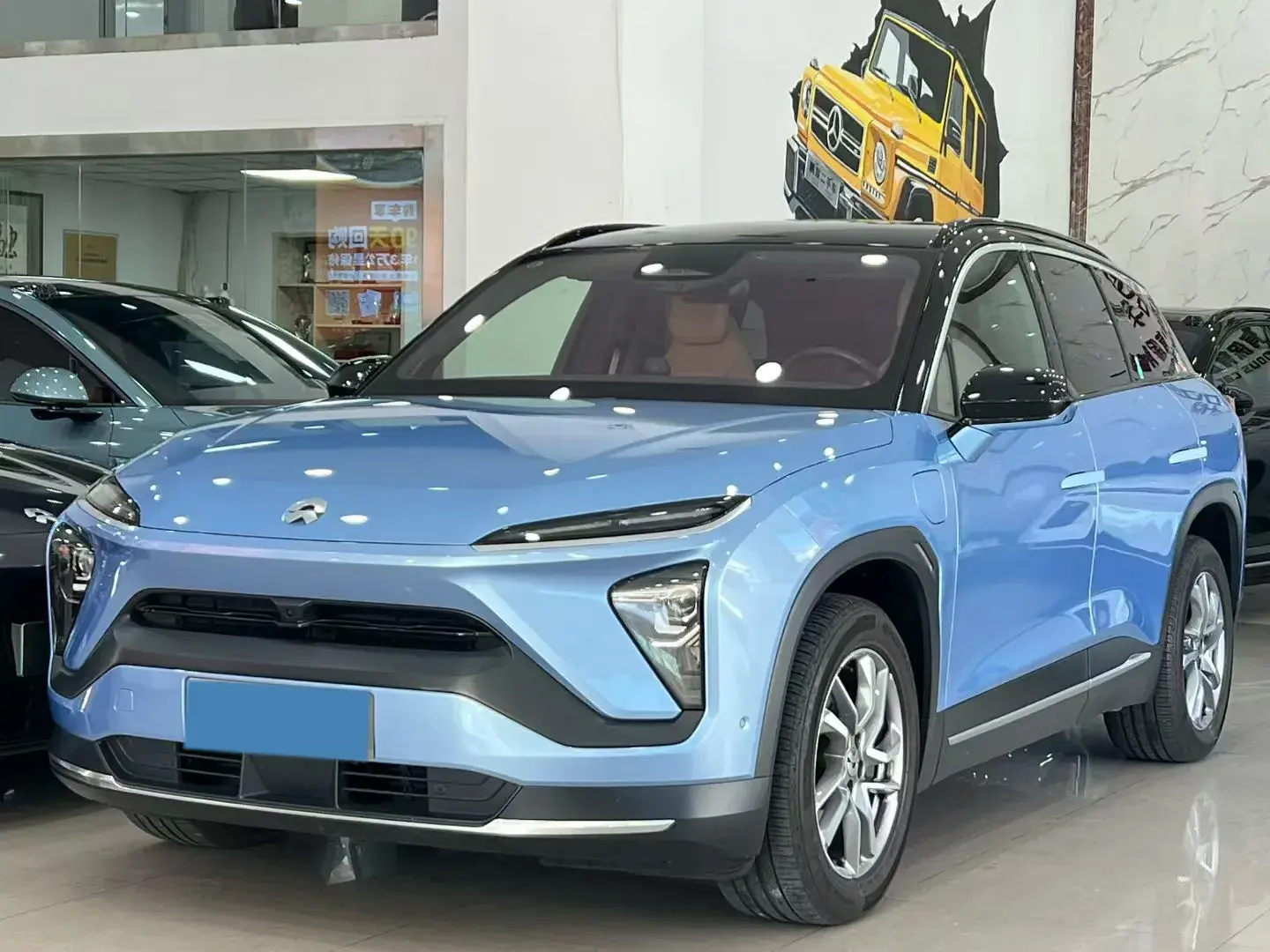 2019 NIO ES6 view 1