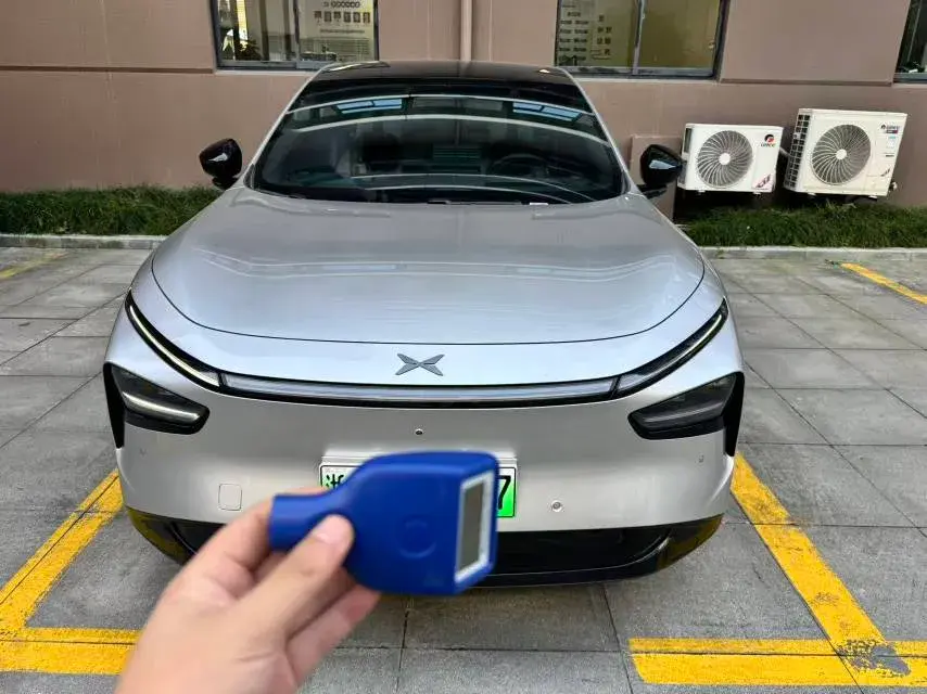 2025 XPENG G7 thumbnail 2