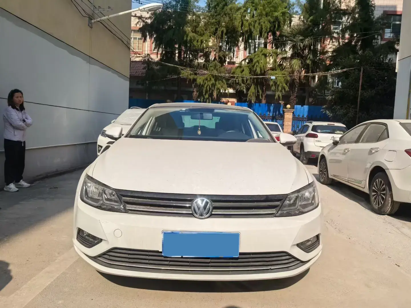 2017 VOLKSWAGEN LAMANDO thumbnail 2