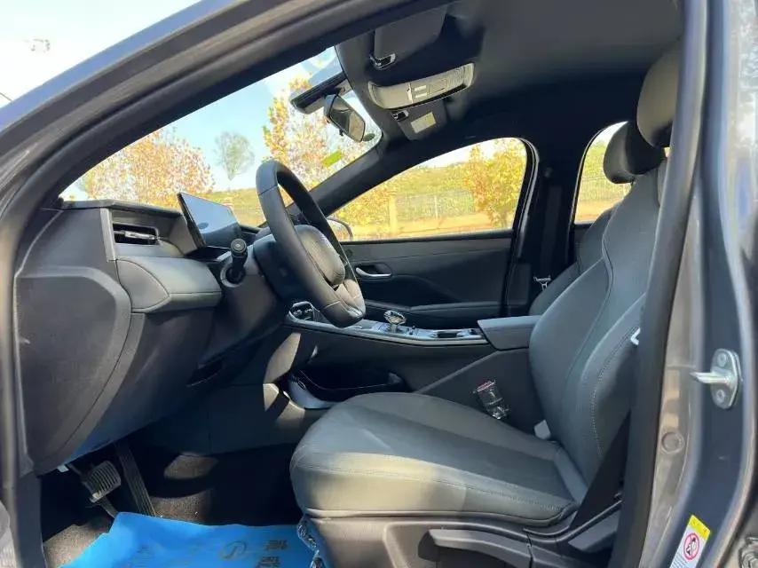 2025 BYD QIN thumbnail 4