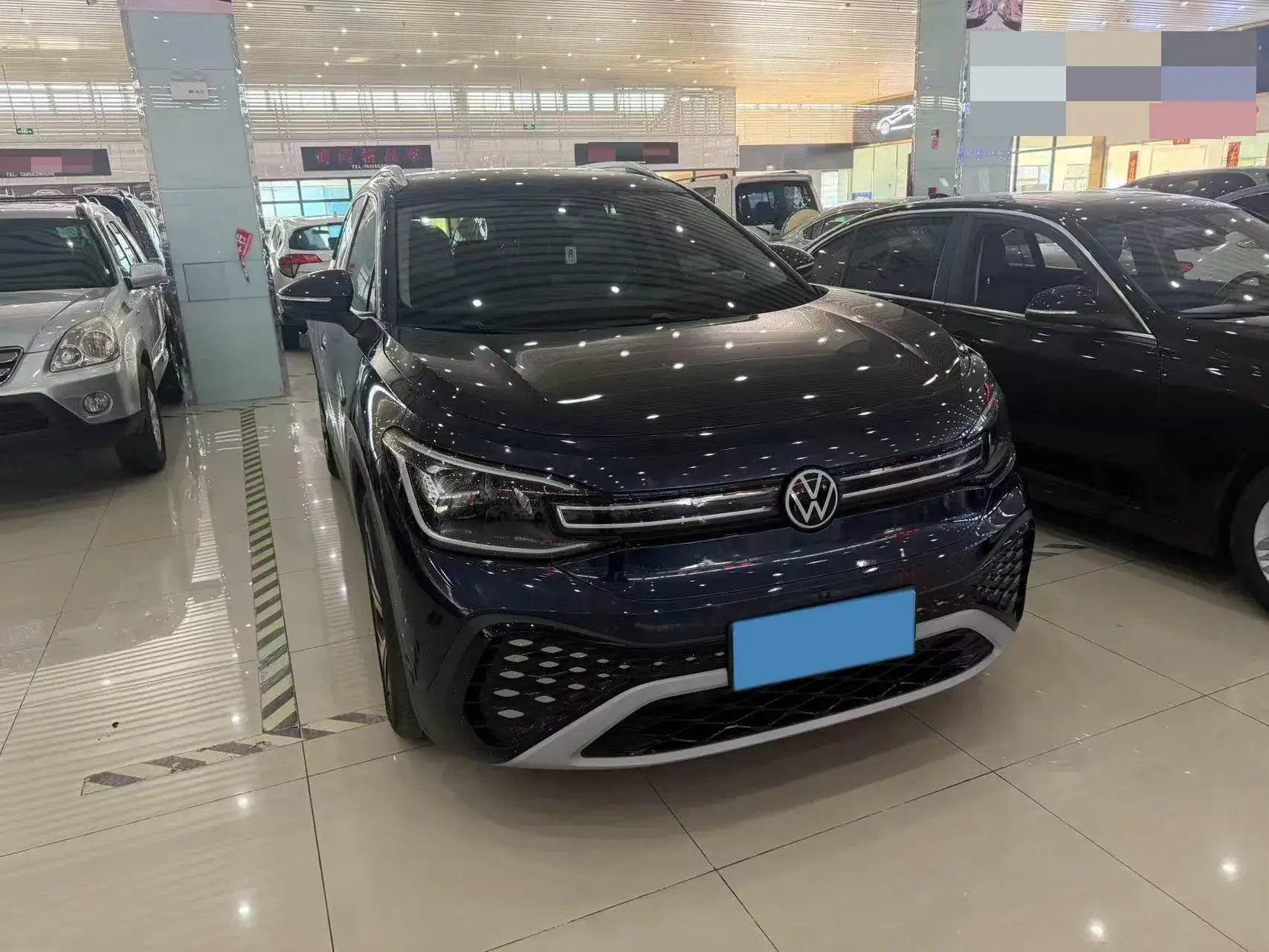 2021 VOLKSWAGEN ID.6 thumbnail 2