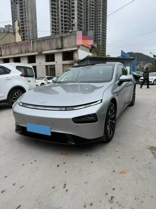 2020 XPENG P7 view 1