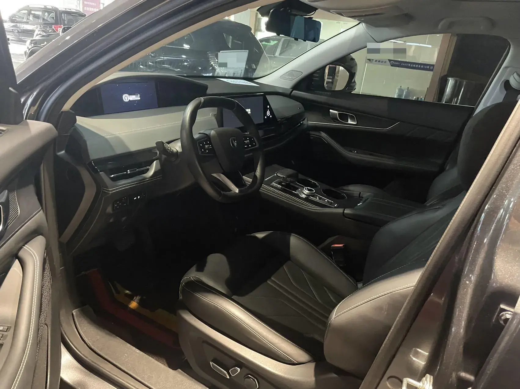 2023 CHANGAN UNI-K thumbnail 4