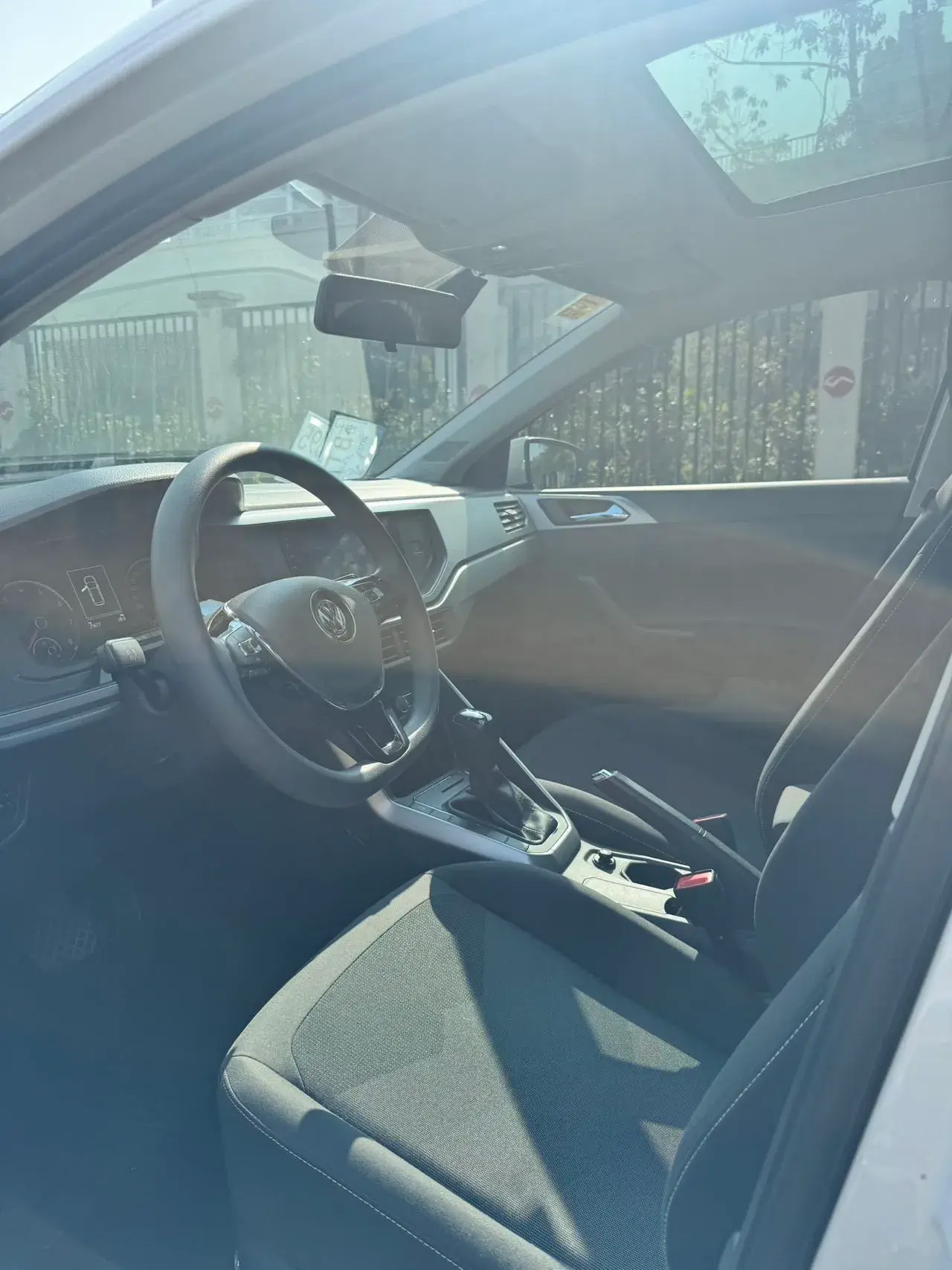 2019 VOLKSWAGEN POLO thumbnail 4